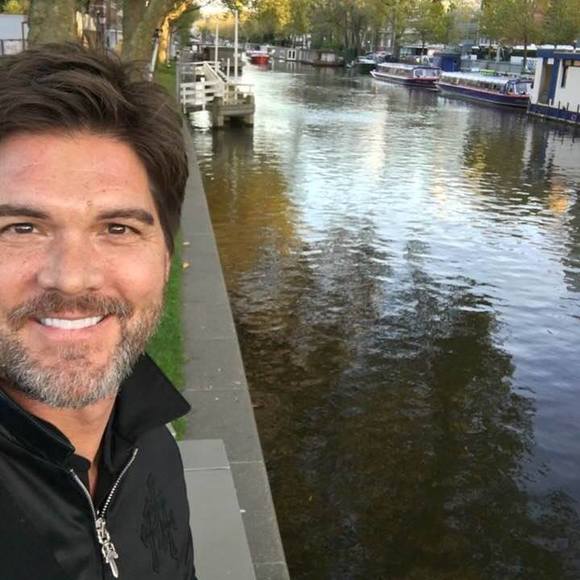 Meet your Posher, William - Picture 2 of 2